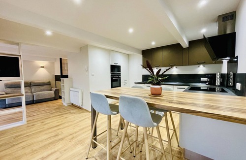 Vittel Apartment | Alix : Loft near the thermal baths and the casino