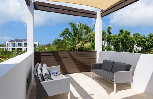 Leeward Settlement Villa | Alize 4 BR Villa