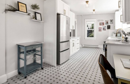 Alki House | Alki/Perfect Location/FAST WiFi/Steps to Beach