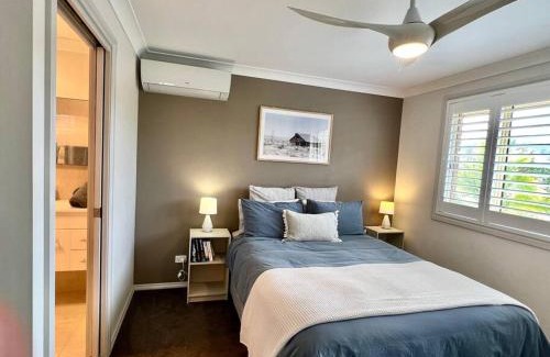 Port Macquarie House | Alkira - comfy home with pool