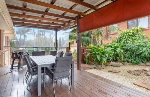 Port Macquarie House | Alkira - comfy home with pool