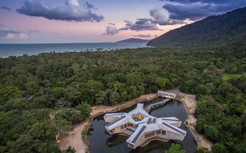 Cape Tribulation Apartment | Alkira Daintree Rainforest Luxury Holiday Home with Private Beach