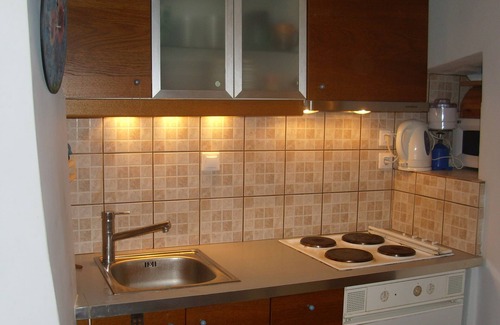 Therma Apartment | Alkistis Cozy By The Beach Apt In Ikaria Island, Therma 1st Floor