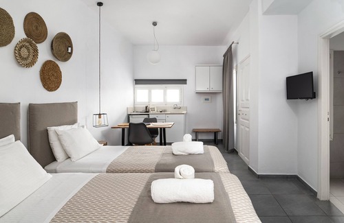 Paleopolis Hotel | Alkyoni Studios