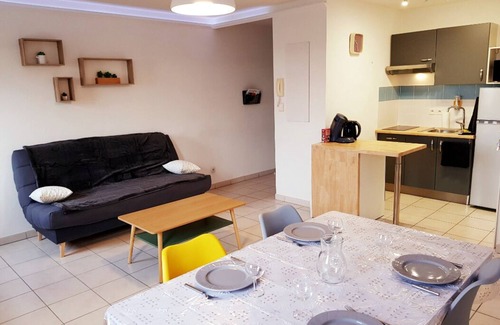 Carcassonne Apartment | ♥ ALL COMFORT! Air conditioning, Quiet, Parking, View of the Pyrenees, Elevator, Wifi ♥