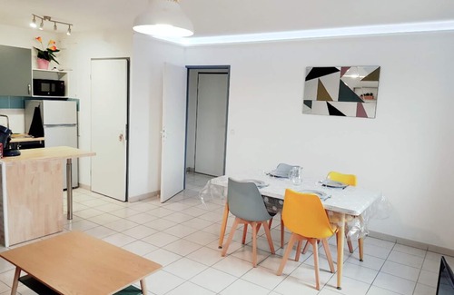 Carcassonne Apartment | ♥ ALL COMFORT! Air conditioning, Quiet, Parking, View of the Pyrenees, Elevator, Wifi ♥