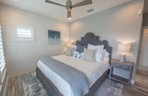 Port Aransas House | All Decked Out