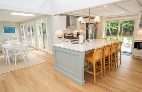 Chatham House | All-New Coastal Luxury Near CBI & Beaches, Dog-Friendly