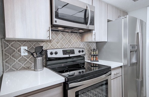 Desert Shores Condo | ALL REVIEWS are 5-STARS! Lakefront + HEATED pool + King & Queen beds