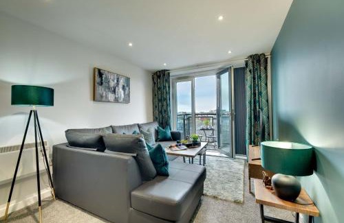 Newcastle-upon-Tyne Apartment | All Saints Apartments 4A by Week2Week