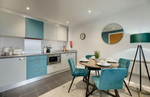 Newcastle-upon-Tyne Apartment | All Saints Apartments 4A by Week2Week