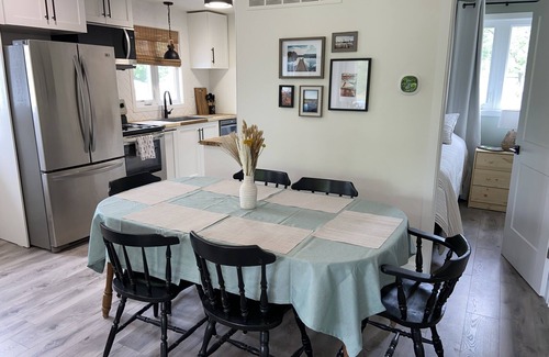Wainfleet Cottage | All Season Cottage steps to Long Beach