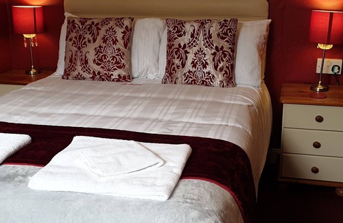 Great Yarmouth Bed & Breakfast | All Seasons Guest House