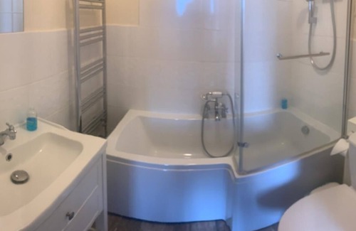 Great Yarmouth Bed & Breakfast | All Seasons Guest House