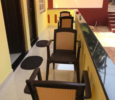 Bogmolo House | All Seasons Guest House