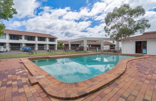 Armidale Hotel | All Seasons Motel Armidale