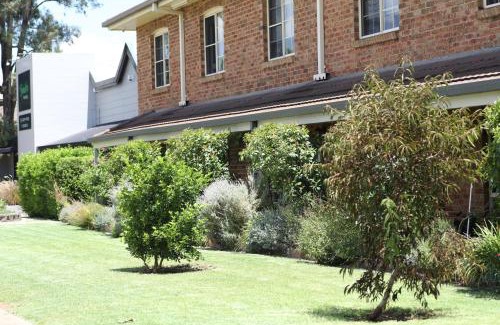 Parkes Hotel | All Settlers Motor Inn Parkes