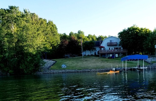Cheboygan House | All Sports Long Lake 4 BR Home - High-Speed Internet - Close To Attractions