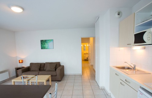 Merignac House | All Suites Appart Hôtel | Bordeaux - Mérignac Aéroport