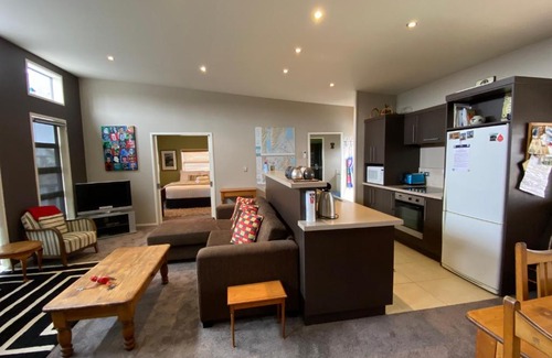 Twizel House | All Year Getaway