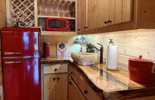 Lake Lure Cabin | All Year Mountain/Sunset Views ~ Updated cabin ~ Best view in Lake Lure