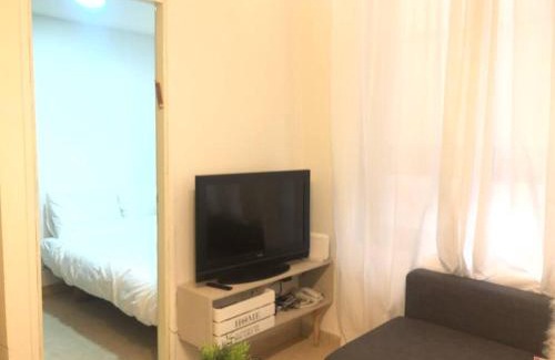 Kerem HaTeimanim Apartment | all you need in 1BR home by the Beach