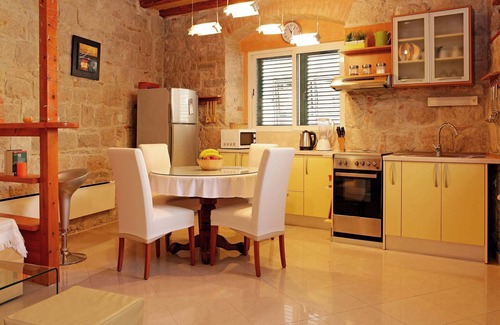 Split Apartment | All you need studio apartment in Split city center