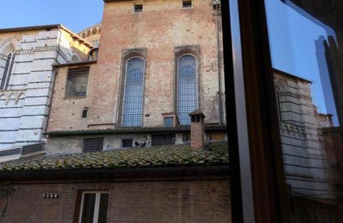 Siena Historical Center House | Alla Scala 1746
