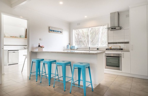 Capel Sound House | Allawah - "Our peaceful abode"