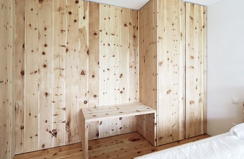 Engadin Scoul House | Allegra - Modern with mountain views by the stream + SONOS / Netflix / Spotify + opt. sauna