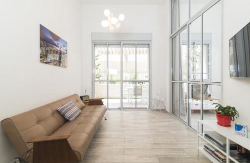 Kerem HaTeimanim Apartment | Allenby 36 Bauhaus Residence 5 Stars