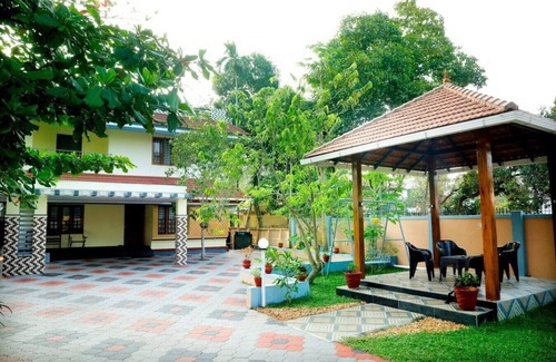 Aryad South House | Alleppey Haven Homestay Entire Ground floor