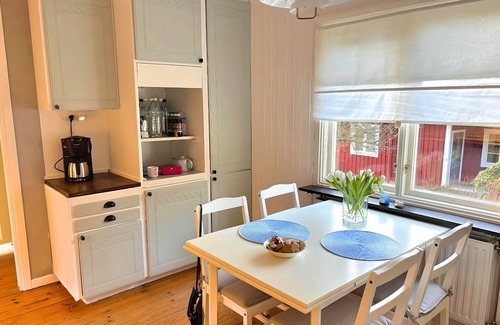 Hultsfred House | Allergy-friendly Swedish house with lake view and fireplace in Hultsfred, Småland