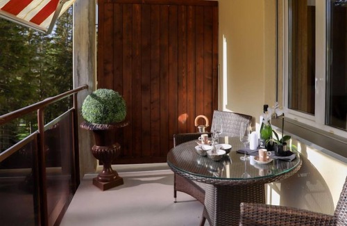 Davos-Platz Apartment | Allod Park Haus C 401 by Interhome