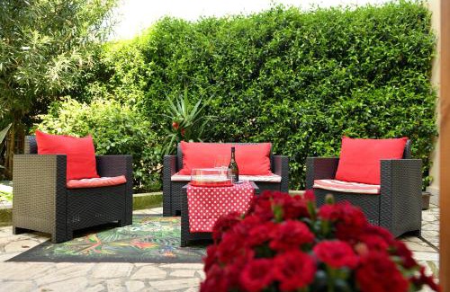 Monte Porzio Catone Apartment | Alloggio turistico Giuly ID 3807