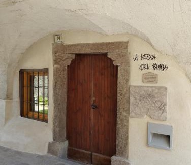 Dorsino Apartment | Alloggio Turistico LA VECIA DEL BORGO