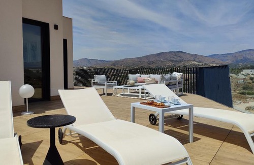 Villajoyosa Apartment | ALLONBAY sun & beach penthouse
