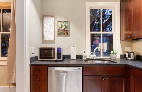 Westside Apartment | Allora: Expansive Serenity, Stroll to Savory
