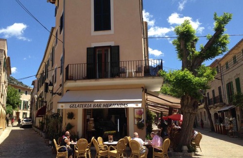 Valldemossa Bed & Breakfast | Allotjaments Serra de Tramuntana