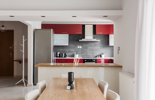 Khalandrion Apartment | Alluring 2BR Apartment in Marousi