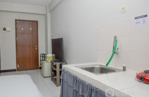 Bekasi Timur Apartment | Alluring Studio at Lagoon Bekasi Town Square Apartment By Travelio