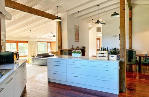 Yankalilla House | Allusion Farmstay Cellar HousenPool - Fire Pit - Pizza Oven - Pool Table