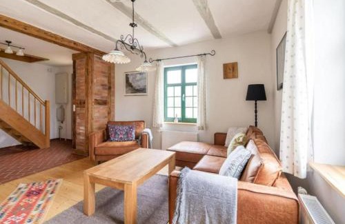 Zierow House | Alma