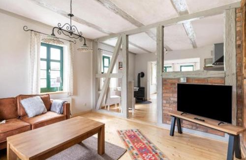 Zierow House | Alma