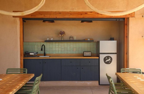 Valle de Guadalupe Ski Chalet | Alma Liebre Viñedos del Valle