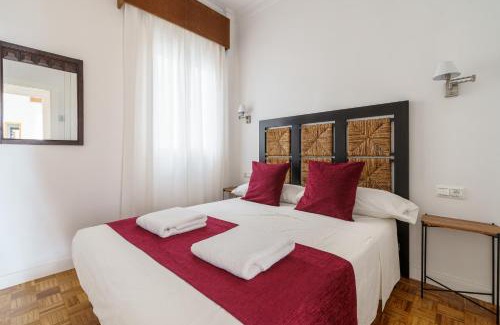 Ensanche Centro Apartment | ALMAR Puerto by AlohaMalaga