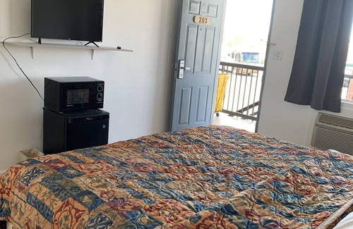 Tucumcari Hotel | Almara Inn
