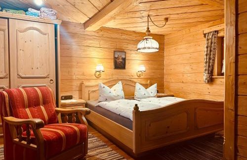 Ruhpolding House | Almbrünnerl die Almhütte auf der Raffner Alm