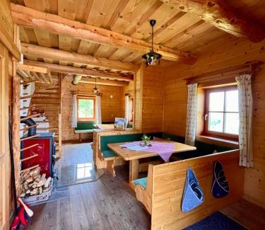 Rennweg am Katschberg House | Almhütte auf der Laußnitz Alm - Auszeit in schöner Bergidylle auf 1836m