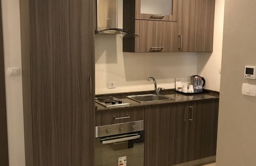 Amman Apartment | Almond Hotel Apartments